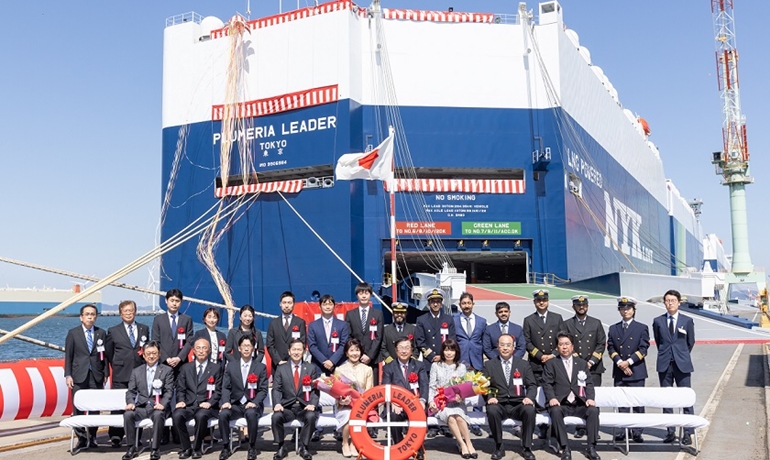 Delivery ceremony for PLUMERIA LEADER © NYK Delivery ceremony for PLUMERIA LEADER © NYK