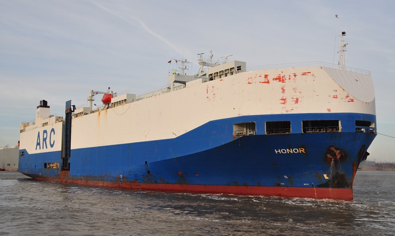 HONOR © Christian Eckardt HONOR © Christian Eckardt