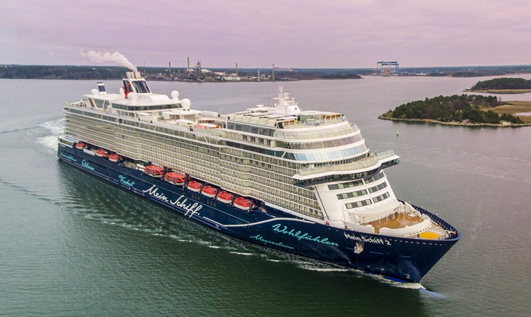 Meyer Turku Delivers Mein Schiff 2 Shippax