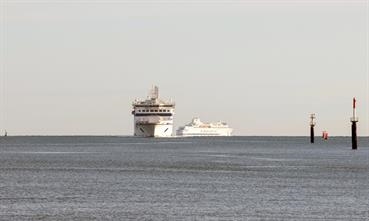 GUILLAUME DE NORMANDIE + NORMANDIE © Frank Lose GUILLAUME DE NORMANDIE + NORMANDIE © Frank Lose