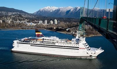 ISABELLE passing under the iconic Lions Gate Bridge © Bridgemans