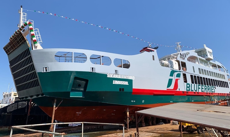 SIKANIA II HYBRID © Bluferries