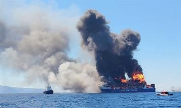 BLUE CARRIER 2 fire © Georgios Vallis BLUE CARRIER 2 fire © Georgios Vallis