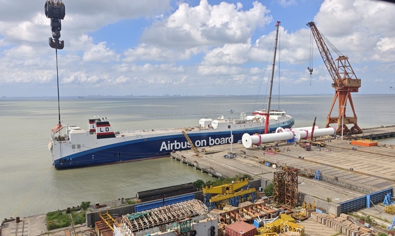 SPIRIT OF TOULOUSE SPIRIT OF TOULOUSE
