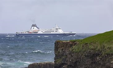SMYRIL off Skalavik on its way to Tvøroyri. © Søren Lund Hviid SMYRIL off Skalavik on its way to Tvøroyri. © Søren Lund Hviid